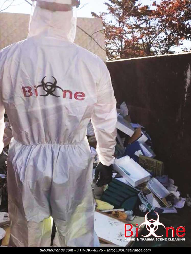 Bio-One Orange - Hoarding cleanup specialist taking out junk and debris